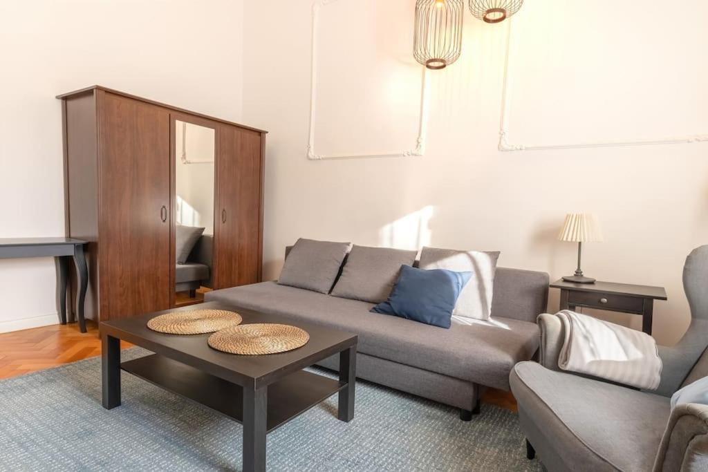 Wyjatkowy Apartament Na Rynku Вроцлав Екстер'єр фото