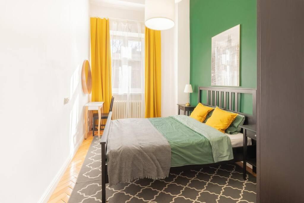 Wyjatkowy Apartament Na Rynku Вроцлав Екстер'єр фото